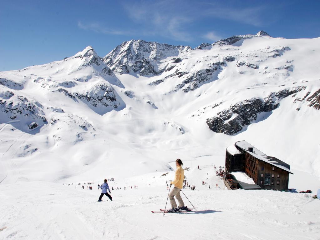 ホテルAlpengasthof Enzingerboden エクステリア 写真